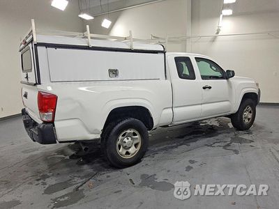 Trzecie zdjęcie samochodu z tyłu: 2017 TOYOTA TACOMA SR VIN:5TFRX5GN6HX081493 - miniatura