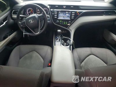 Zdjęcie 8 z 12 samochodu: 2018 TOYOTA CAMRY LE VIN:4T1B11HK7JU547449 - miniatura