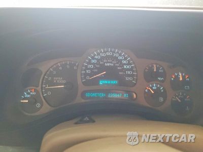 Zdjęcie 9 z 13 samochodu: 2004 GMC YUKON DENALI VIN:1GKEK63U04J135257 - miniatura
