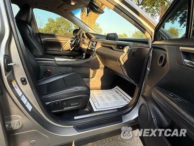 Piąte zdjęcie samochodu w środku: 2017 LEXUS RX 350 BASE VIN:2T2BZMCA1HC091934 - miniatura