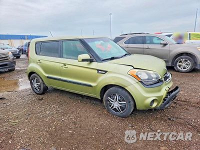 Czwarte zdjęcie samochodu z boku: 2012 KIA SOUL BASE VIN:KNDJT2A54C7391005 - miniatura