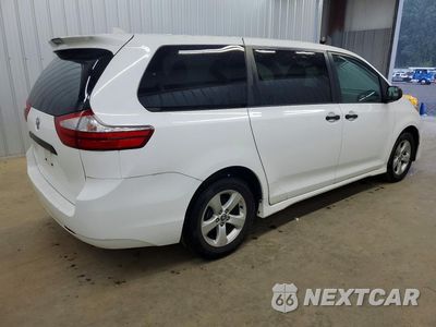 Trzecie zdjęcie samochodu z tyłu: 2019 TOYOTA SIENNA L 7-PASSENGER VIN:5TDZZ3DC4KS995353 - miniatura