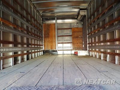 Zdjęcie 10 z 13 samochodu: 2018 HINO 195 - BOX TRUCK VIN:JHHSDM2H9JK006213 - miniatura