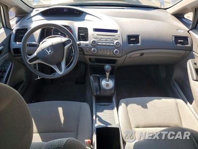 Zdjęcie 8 z 12 samochodu: 2010 HONDA CIVIC VP VIN:2HGFA1F31AH508037 - miniatura