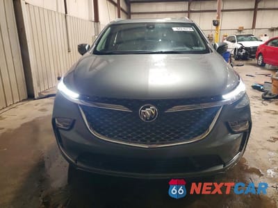 Piąte zdjęcie samochodu w środku: 2022 BUICK ENCLAVE AVENIR VIN:5GAEVCKW9NJ180463 - miniatura