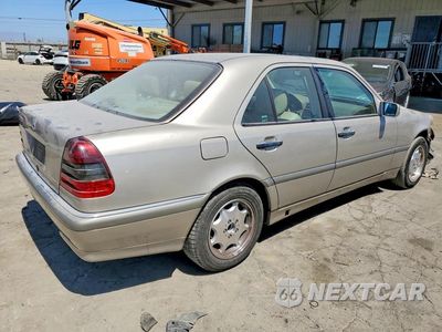 Trzecie zdjęcie samochodu z tyłu: 1998 MERCEDES-BENZ C 230 VIN:WDBHA23GXWA638746 - miniatura