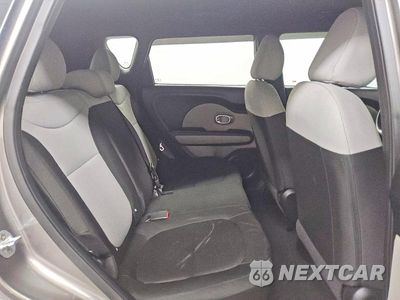 Zdjęcie 10 z 12 samochodu: 2016 KIA SOUL BASE VIN:KNDJN2A2XG7317240 - miniatura