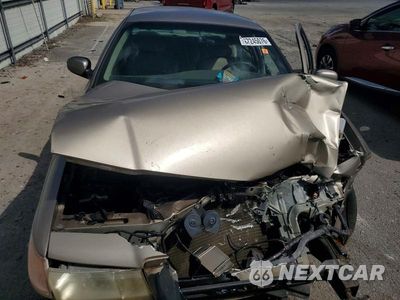 Zdjęcie 11 z 12 samochodu: 2002 MERCURY GRAND MARQUIS LS VIN:2MEFM75W92X614486 - miniatura