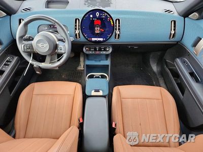 Zdjęcie 8 z 13 samochodu: 2025 MINI COUNTRYMAN S ALL4 VIN:WMZ23GA01S7T58774 - miniatura