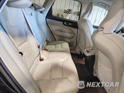 Zdjęcie 10 z 13 samochodu: 2023 VOLVO XC60 PLUS VIN:YV4L12RN5P1269181 - miniatura