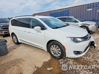 Czwarte zdjęcie samochodu z boku: 2017 CHRYSLER PACIFICA TOURING L VIN:2C4RC1BG5HR576960 - miniatura