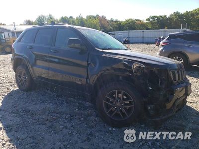 Czwarte zdjęcie samochodu z boku: 2017 JEEP GRAND CHEROKEE LAREDO VIN:1C4RJFAG6HC641067 - miniatura