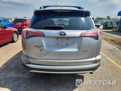 Zdjęcie 6 z 12 samochodu: 2016 TOYOTA RAV4 XLE VIN:2T3WFREVXGW276998 - miniatura