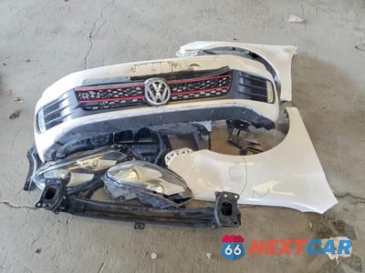 Zdjęcie 12 z 13 samochodu: 2013 VOLKSWAGEN GTI VIN:WVWGD7AJ7DW134297 - miniatura
