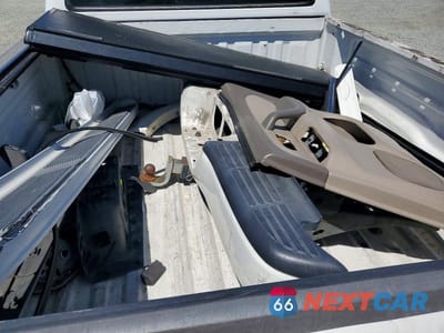 Zdjęcie 12 z 13 samochodu: 2005 TOYOTA TUNDRA DOUBLE CAB LIMITED VIN:5TBET38165S494793 - miniatura