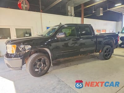 2007 GMC NEW SIERRA K1500 2GTEK13M671566537 - główne zdjęcie licytacji z USA - miniatura