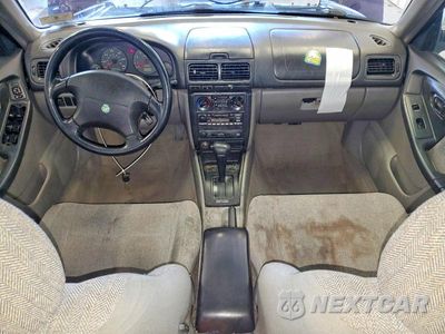 Zdjęcie 8 z 12 samochodu: 2001 SUBARU FORESTER L VIN:JF1SF63501H759015 - miniatura
