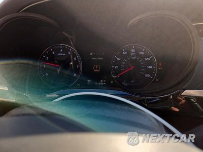 Zdjęcie 9 z 12 samochodu: 2015 KIA K900 PREMIUM VIN:KNALU4D43F6026746 - miniatura