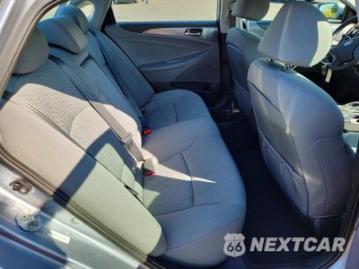 Zdjęcie 10 z 12 samochodu: 2015 HYUNDAI SONATA HYBRID BASE VIN:KMHEC4A4XFA120182 - miniatura