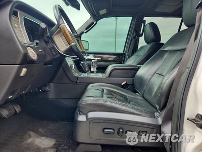 Zdjęcie 7 z 13 samochodu: 2010 LINCOLN NAVIGATOR VIN:5LMJJ2H5XAEJ11374 - miniatura