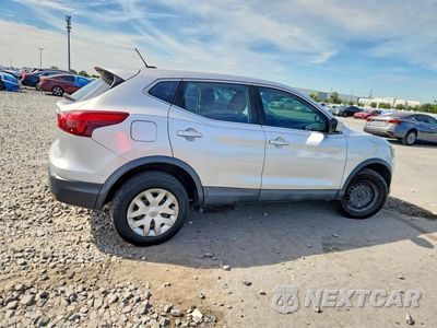 Trzecie zdjęcie samochodu z tyłu: 2018 NISSAN ROGUE SPORT S VIN:JN1BJ1CP8JW155062 - miniatura