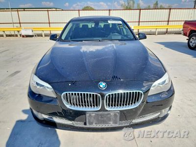 Piąte zdjęcie samochodu w środku: 2013 BMW 528 XI VIN:WBAXH5C5XDDW12634 - miniatura