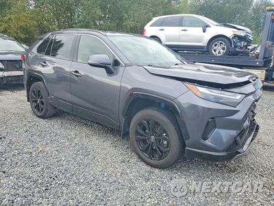 Czwarte zdjęcie samochodu z boku: 2023 TOYOTA RAV4 SE VIN:JTM16RFV1PD090613 - miniatura