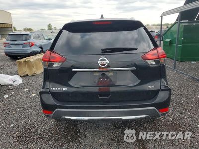 Zdjęcie 6 z 13 samochodu: 2018 NISSAN ROGUE SV VIN:KNMAT2MT0JP587028 - miniatura