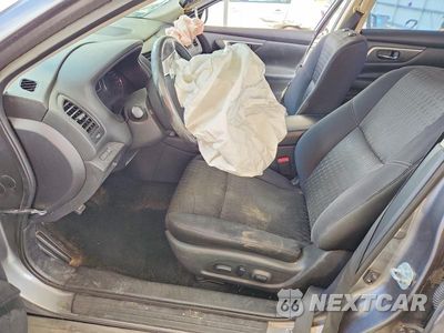 Zdjęcie 7 z 12 samochodu: 2016 NISSAN ALTIMA 2.5 SV VIN:1N4AL3AP1GC190611 - miniatura