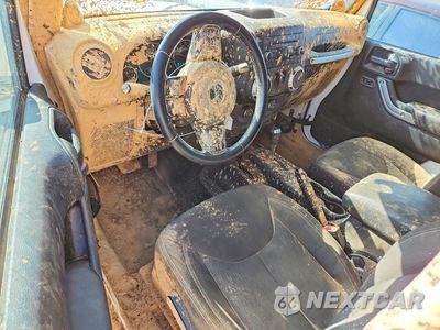 Zdjęcie 8 z 12 samochodu: 2013 JEEP WRANGLER SAHARA VIN:1C4GJWBG8DL628238 - miniatura