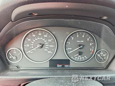 Zdjęcie 9 z 12 samochodu: 2013 BMW 328 I VIN:WBA3A5G57DNP21818 - miniatura
