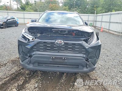 Piąte zdjęcie samochodu w środku: 2025 TOYOTA RAV4 HYBRID XLE VIN:JTMRWRFV2SJ088026 - miniatura