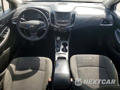 Zdjęcie 8 z 12 samochodu: 2017 CHEVROLET CRUZE LT VIN:1G1BE5SM7H7217578 - miniatura