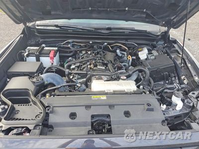 Zdjęcie 11 z 12 samochodu: 2025 TOYOTA TACOMA SR5 VIN:3TMKB5FNXSM038533 - miniatura