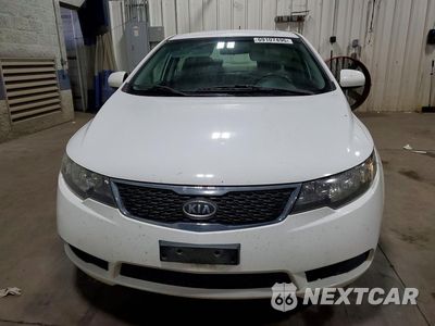 Piąte zdjęcie samochodu w środku: 2012 KIA FORTE LX VIN:KNAFT4A25C5623451 - miniatura