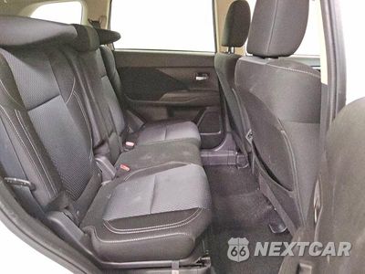 Zdjęcie 11 z 15 samochodu: 2020 MITSUBISHI OUTLANDER ES VIN:JA4AD2A36LZ018865 - miniatura