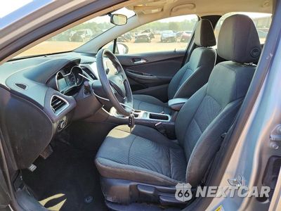Zdjęcie 7 z 12 samochodu: 2017 CHEVROLET CRUZE LS VIN:1G1BC5SM6H7234894 - miniatura
