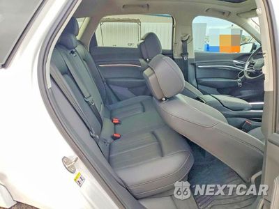 Zdjęcie 11 z 13 samochodu: 2023 AUDI E-TRON PREMIUM PLUS VIN:WA1LAAGE1PB009347 - miniatura
