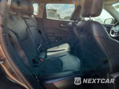 Zdjęcie 11 z 13 samochodu: 2019 JEEP COMPASS LATITUDE VIN:3C4NJDBB1KT735889 - miniatura