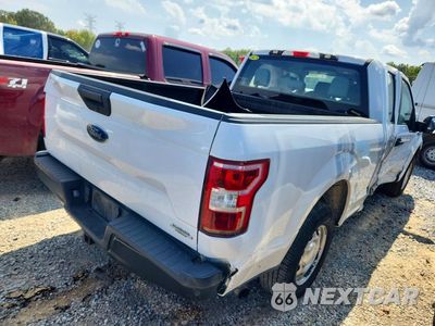 Trzecie zdjęcie samochodu z tyłu: 2019 FORD F150 SUPER CAB VIN:1FTEX1C59KKD18592 - miniatura