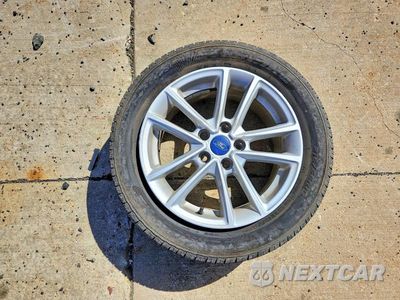 Zdjęcie 12 z 13 samochodu: 2017 FORD FOCUS SE VIN:1FADP3F2XHL326640 - miniatura