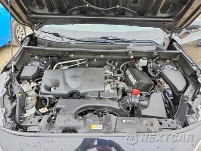 Zdjęcie 12 z 13 samochodu: 2019 TOYOTA RAV4 XLE PREMIUM VIN:JTMC1RFV8KD012765 - miniatura