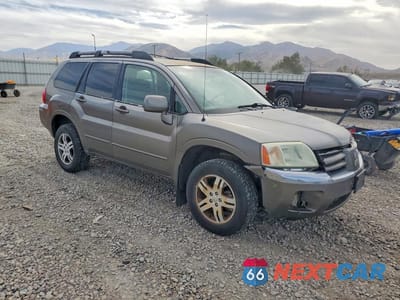 Czwarte zdjęcie samochodu z boku: 2004 MITSUBISHI ENDEAVOR XLS VIN:4A4MN31S54E042931 - miniatura