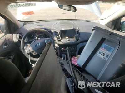 Zdjęcie 8 z 12 samochodu: 2019 FORD ESCAPE SE VIN:1FMCU0GD4KUA58517 - miniatura
