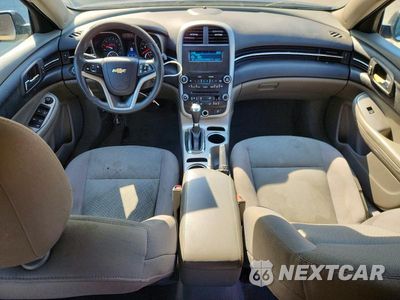 Zdjęcie 8 z 12 samochodu: 2014 CHEVROLET MALIBU LS VIN:1G11B5SL2EF193090 - miniatura
