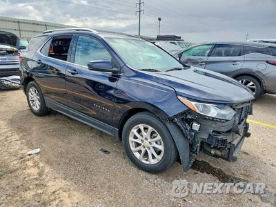 Czwarte zdjęcie samochodu z boku: 2020 CHEVROLET EQUINOX LT VIN:3GNAXKEVXLS564906 - miniatura