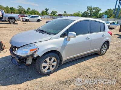 2007 NISSAN VERSA 1.8 S 3N1BC13E37L425385 - główne zdjęcie licytacji z USA - miniatura