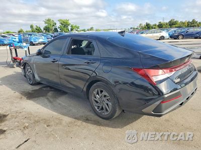 Drugie zdjęcie samochodu z przodu: 2024 HYUNDAI ELANTRA SEL VIN:KMHLM4DG8RU728330 - miniatura