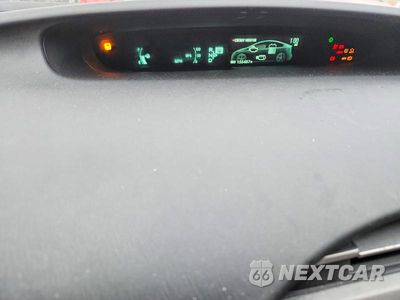 Zdjęcie 9 z 12 samochodu: 2012 TOYOTA PRIUS TWO VIN:JTDKN3DU3C5386221 - miniatura