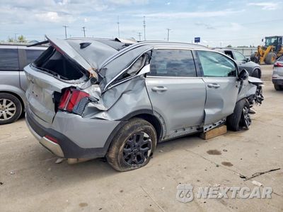 Trzecie zdjęcie samochodu z tyłu: 2025 KIA SORENTO S VIN:5XYRLDJC2SG339449 - miniatura